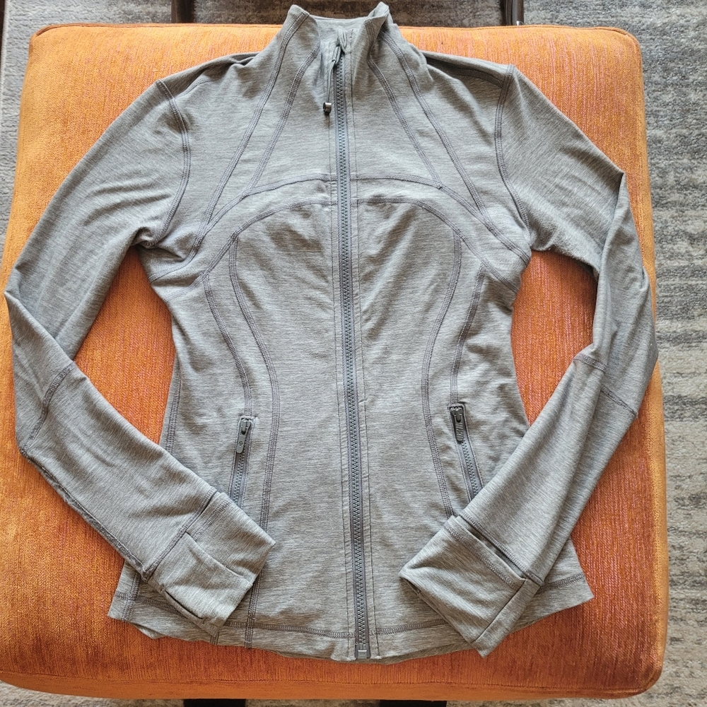 LULULEMON Define Gray Jacket - Picture 9 of 14